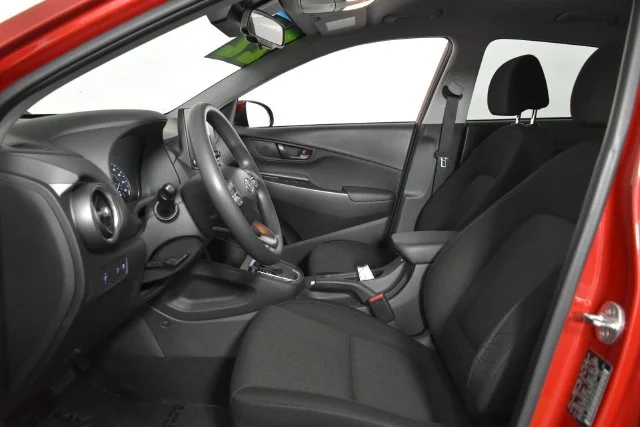 Used 2022 Red Hyundai SEL image 13