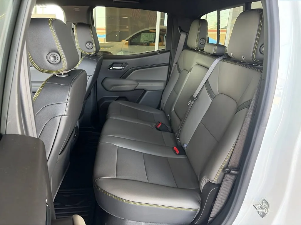 2026 Chevrolet Colorado ZR2 - Photo 19