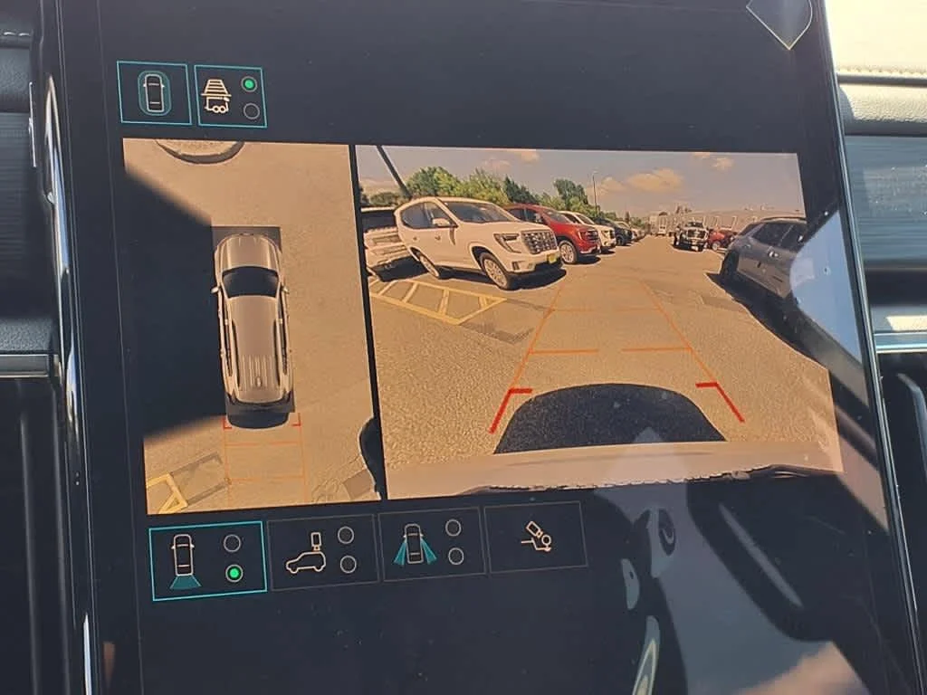 2025 GMC Acadia Elevation - Photo 14