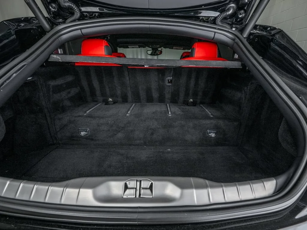Used 2019 Nero Ferrari V12 image 11