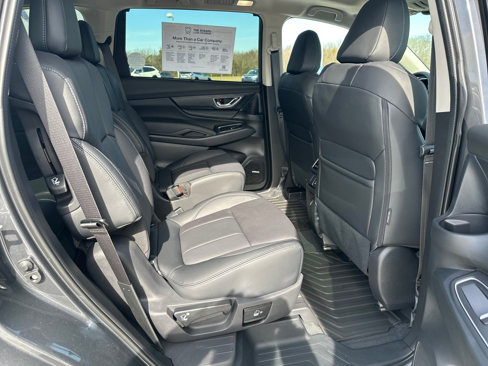 2026 Subaru Ascent Limited - Photo 10