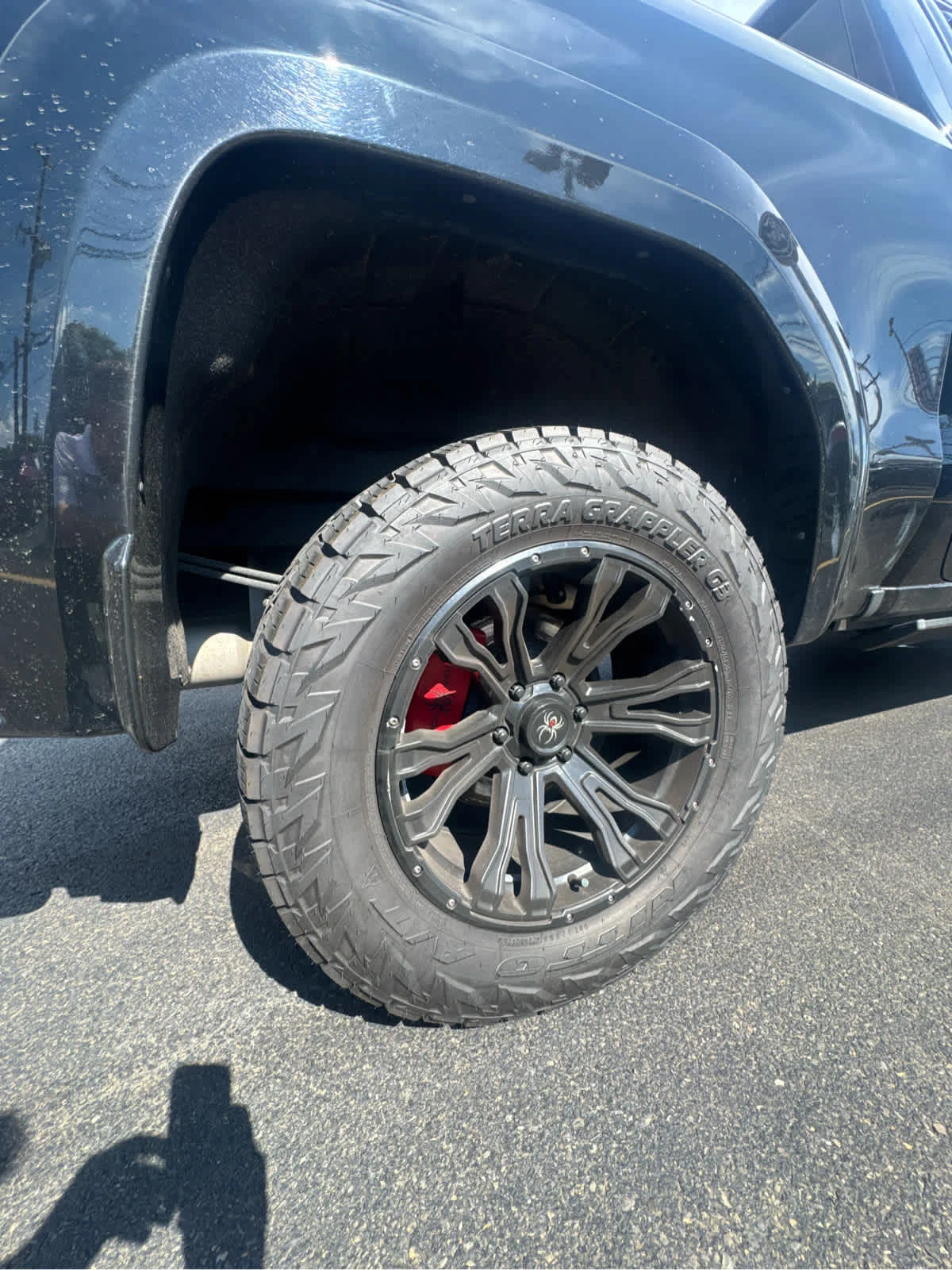 Used 2022 Onyx Black GMC AT4 image 11