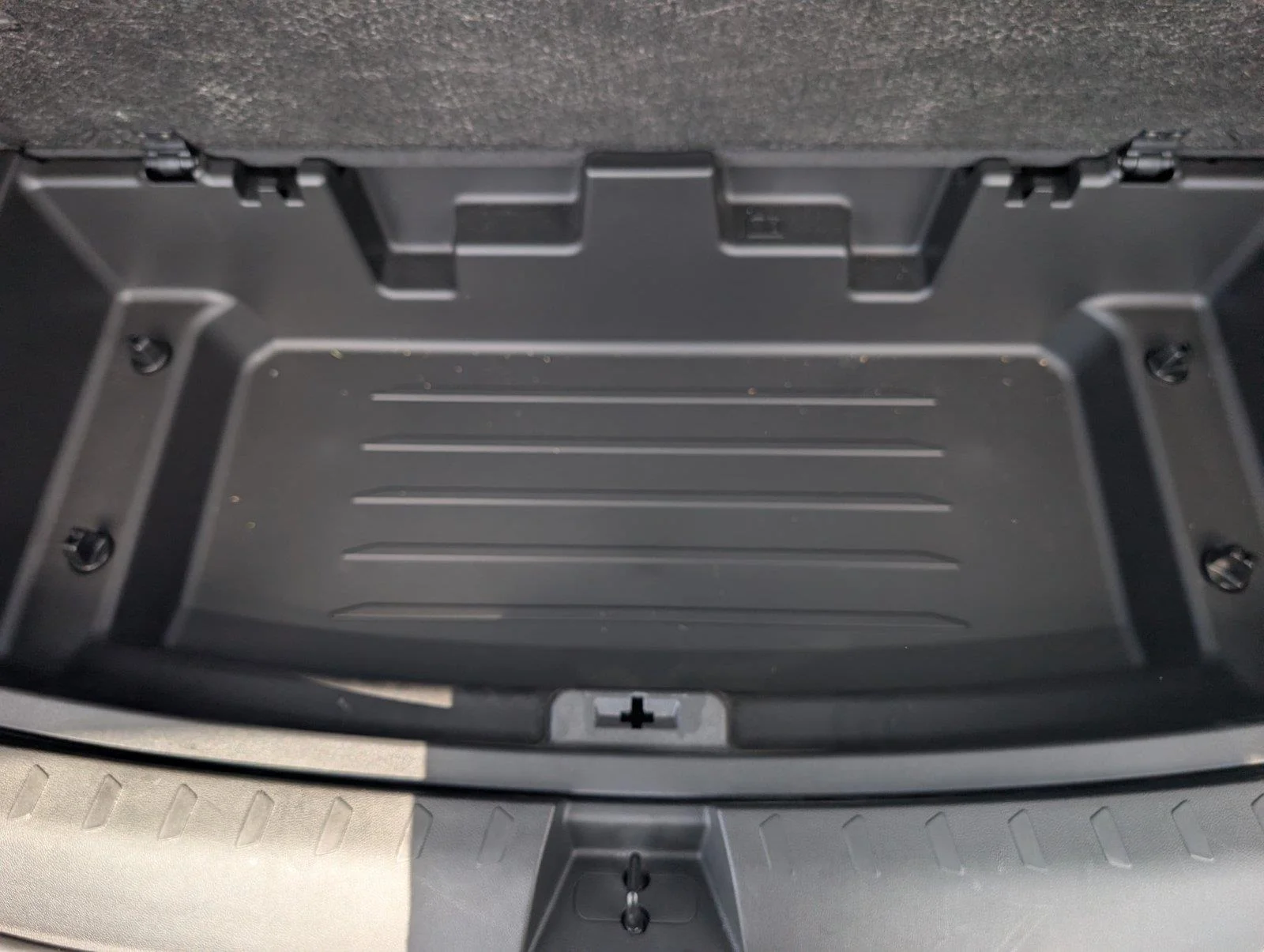 Used 2023 Radiant Red Tintcoat Chevrolet LT Cloth image 36