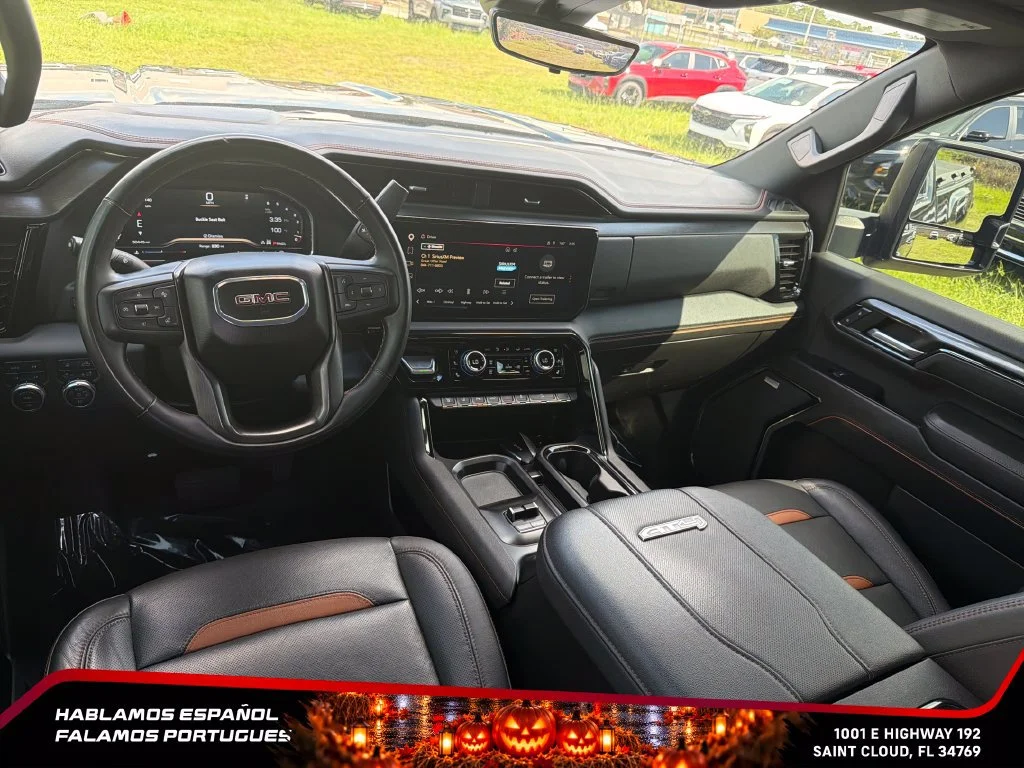 Used 2024 Onyx Black GMC AT4 image 28