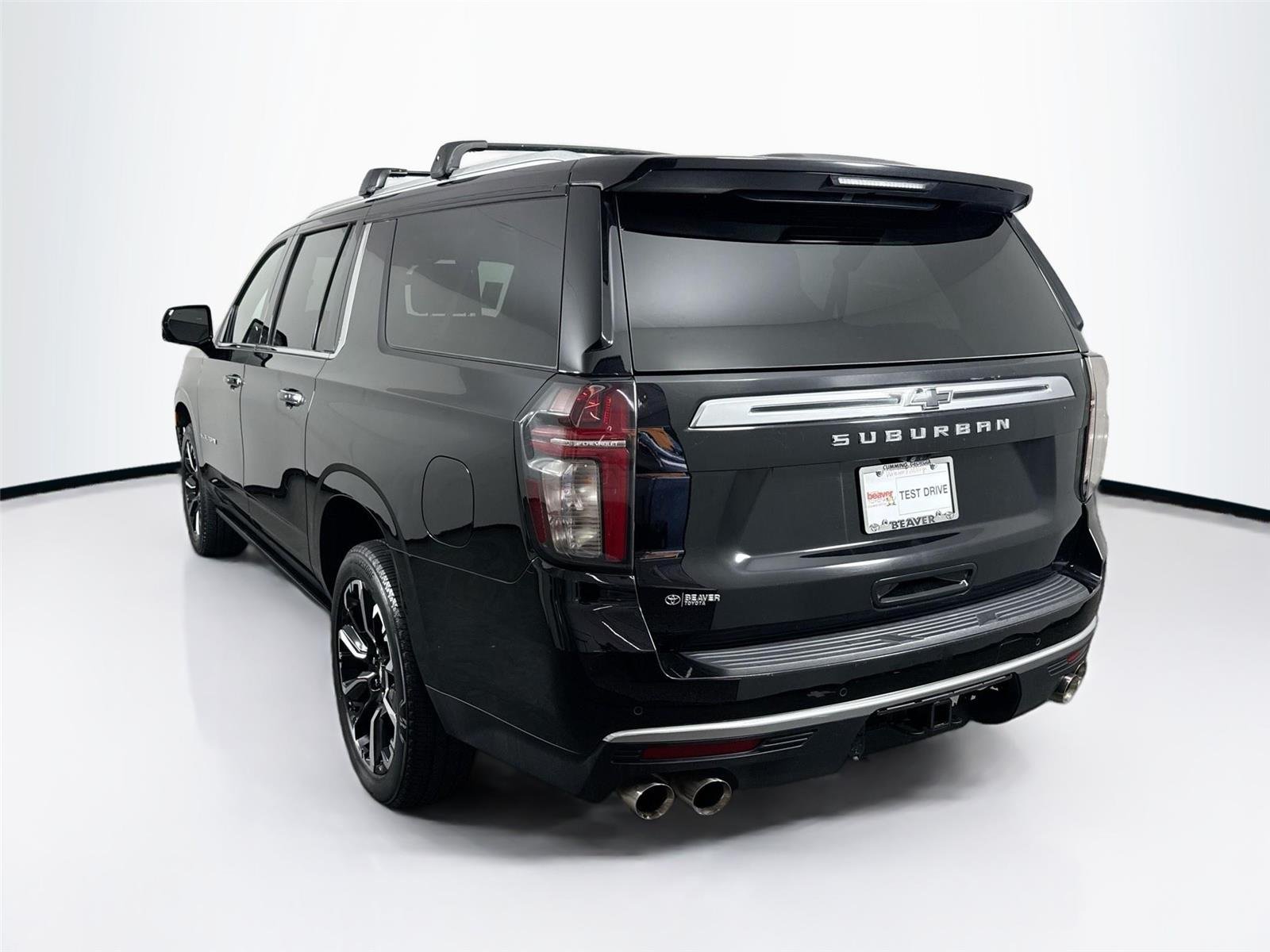 Used 2023 Black Chevrolet High Country image 13