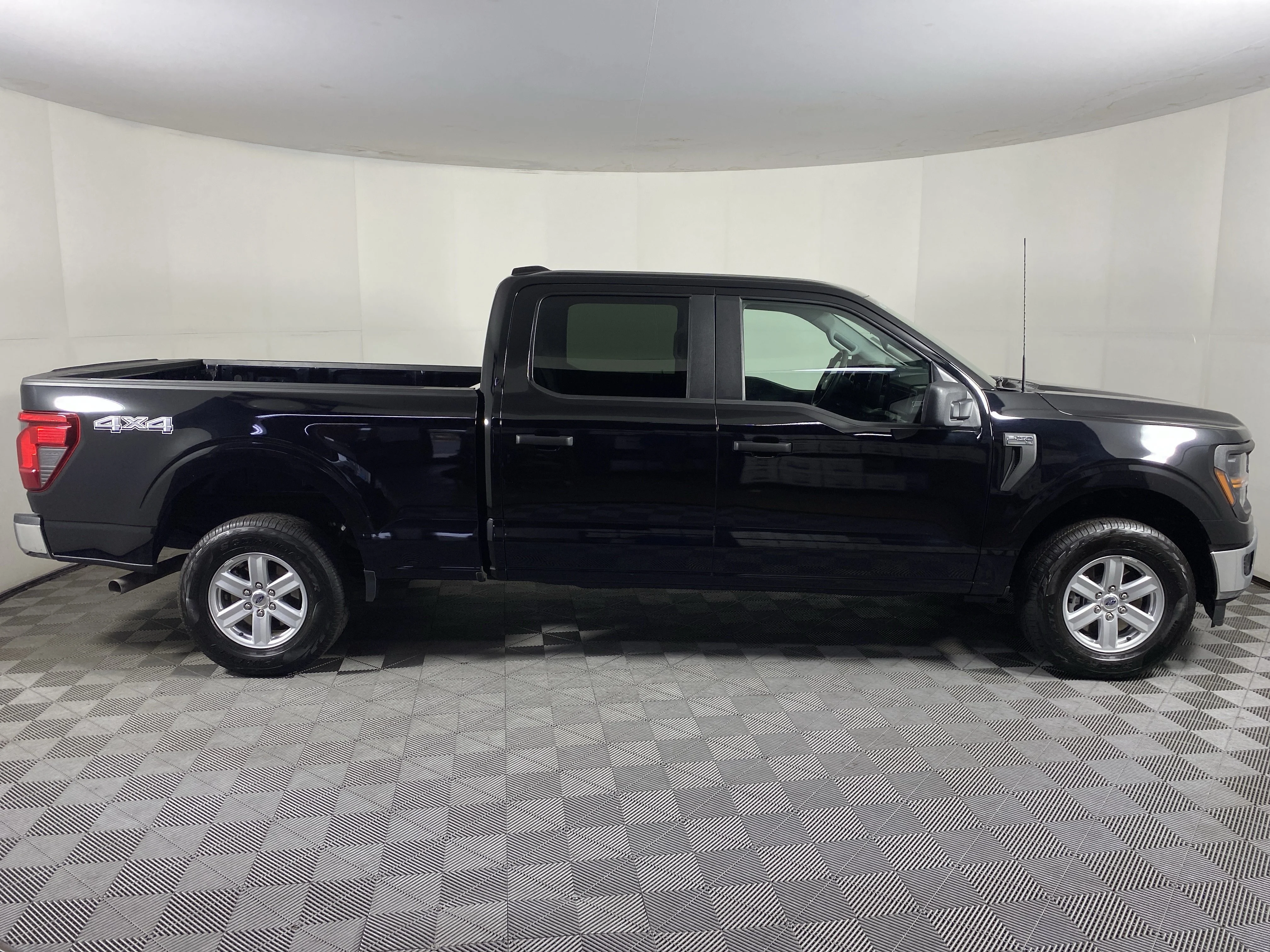 Used 2024 Black Metallic Ford XL image 6