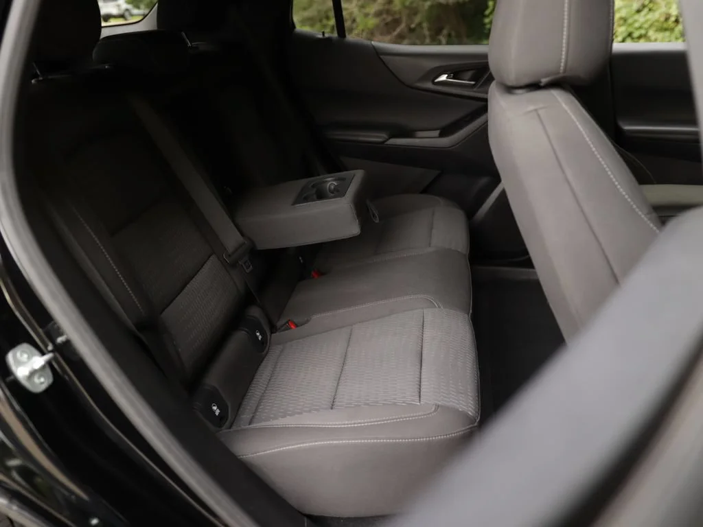 2025 Chevrolet Equinox LT - Photo 27