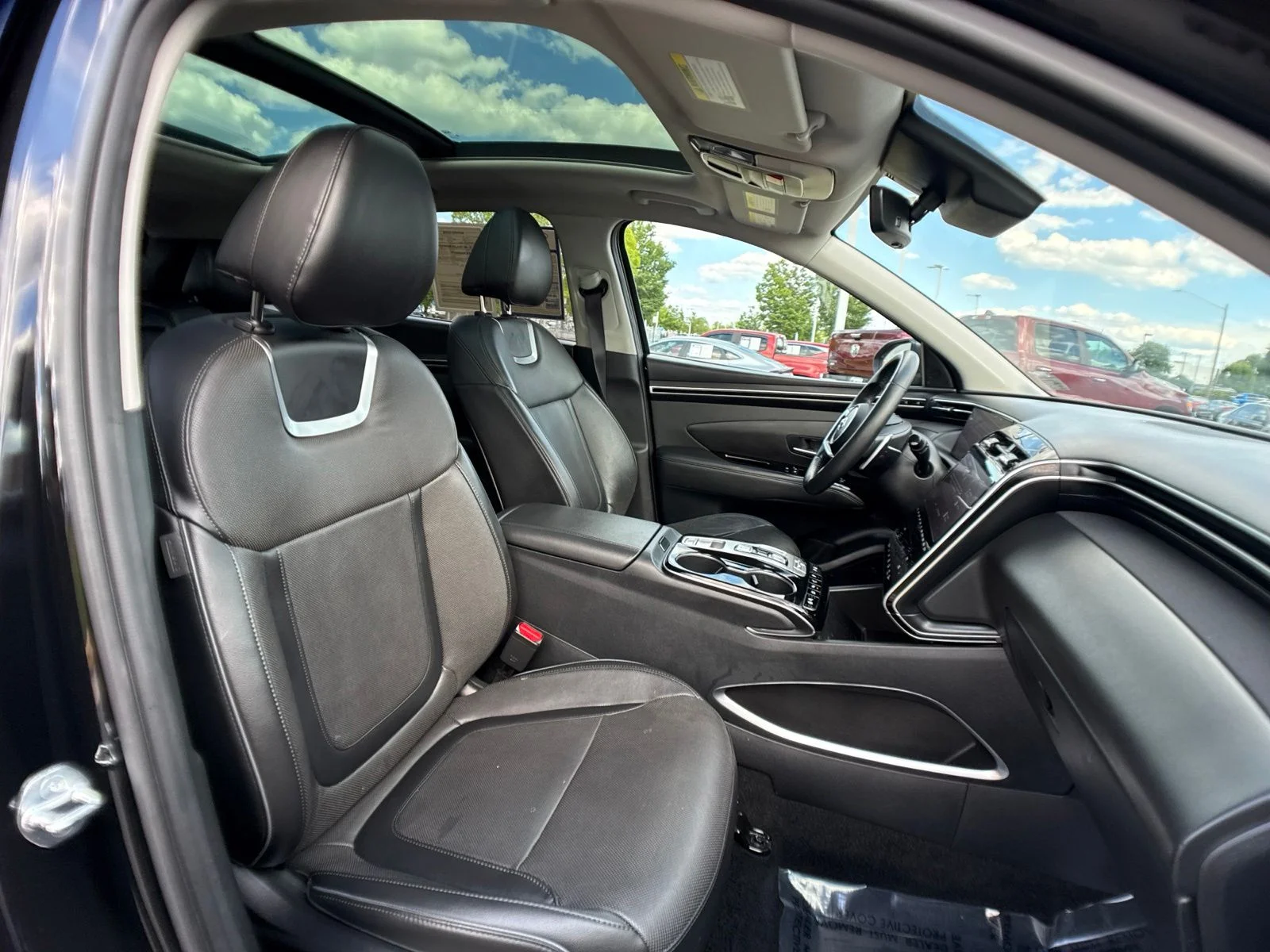 Used 2024 Black Hyundai Limited image 31