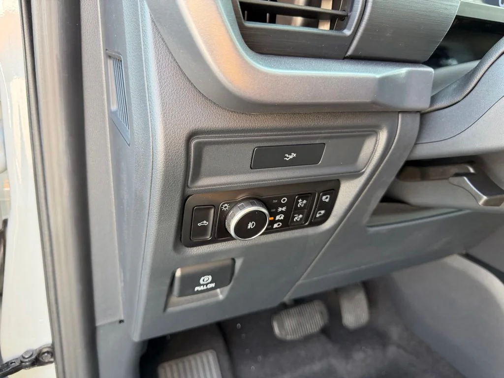 New 2026 Avalanche Ford XLT image 16