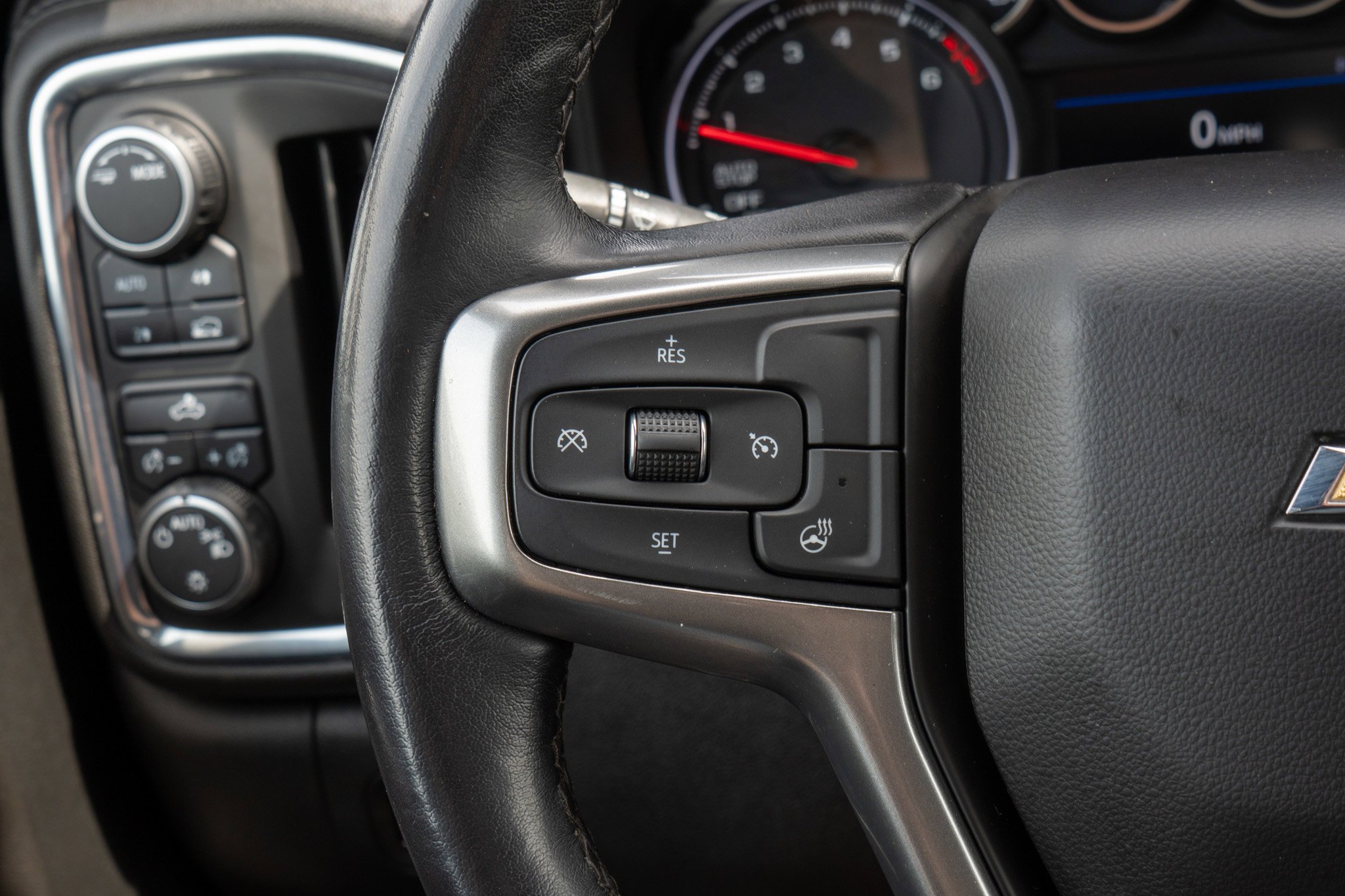 Used 2022 Shadow Gray Metallic Chevrolet LT image 23