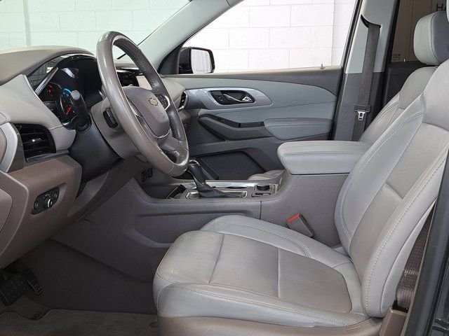 Used 2019 Gray Chevrolet 3LT image 24