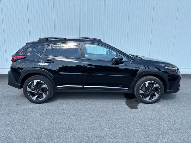 Used 2025 Crystal Black Silica Subaru Limited image 19