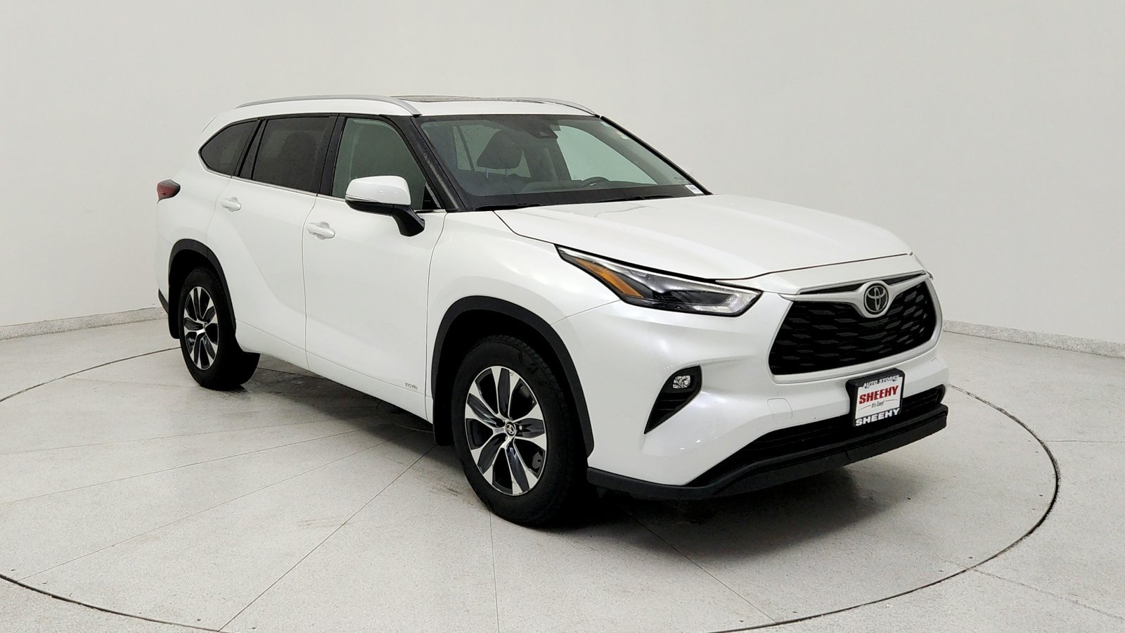 2025 Toyota Highlander XLE