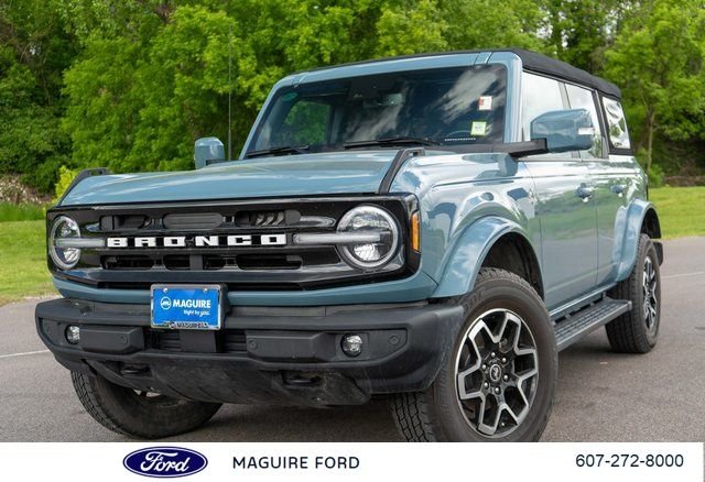 2023 Ford Bronco 2023 Ford Bronco Outer Banks 4D Sport Utility