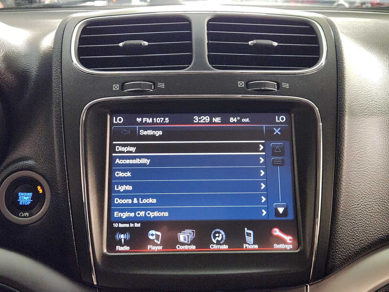 Used 2018 Pitch Black Clearcoat Dodge Crossroad image 16