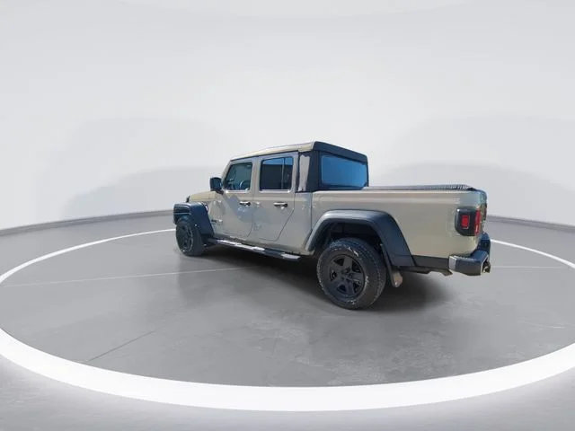 Used 2020 Beige Jeep Sport image 6