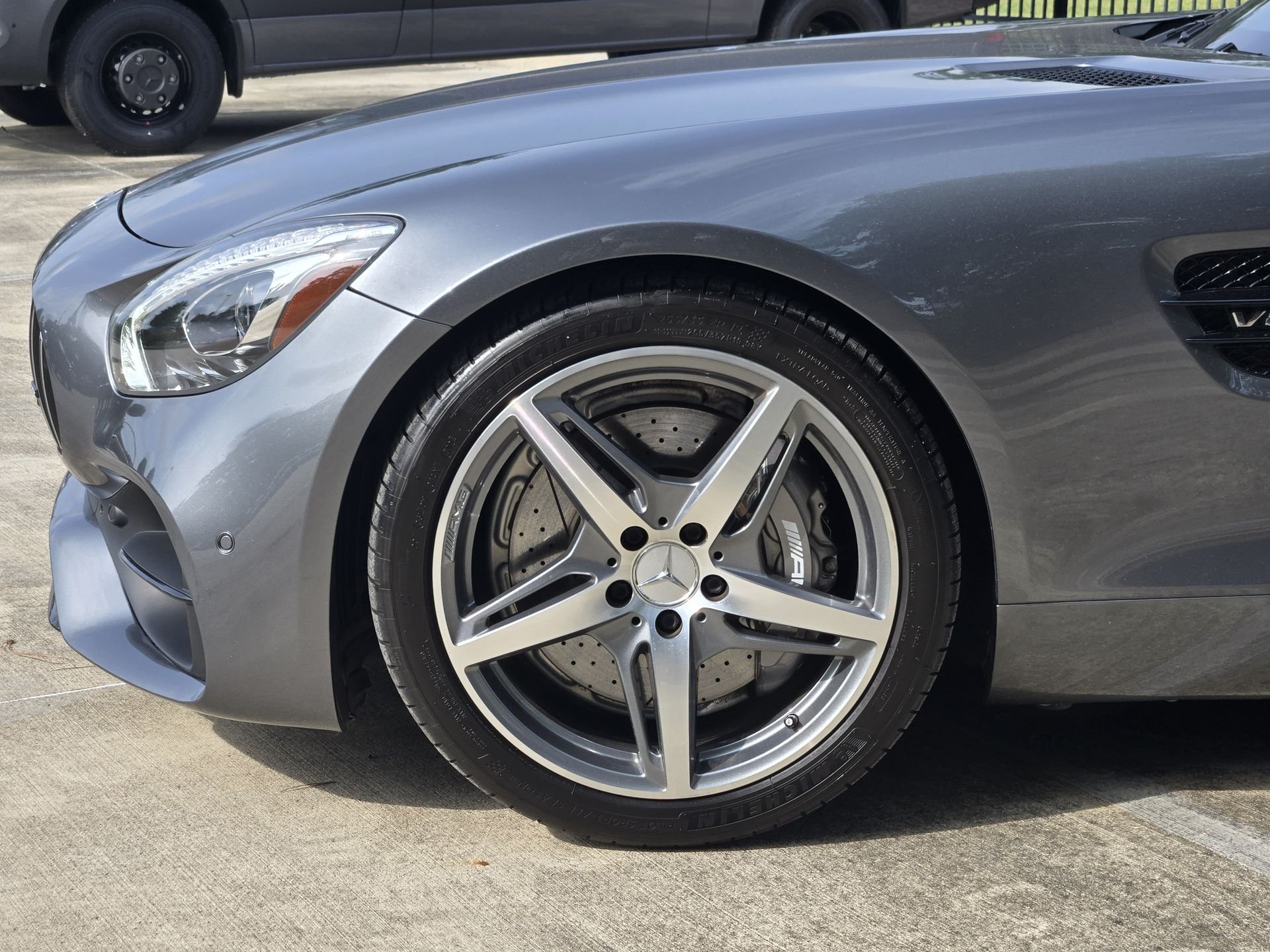 Used 2018 Selenite Gray Metallic Mercedes-Benz Base image 10