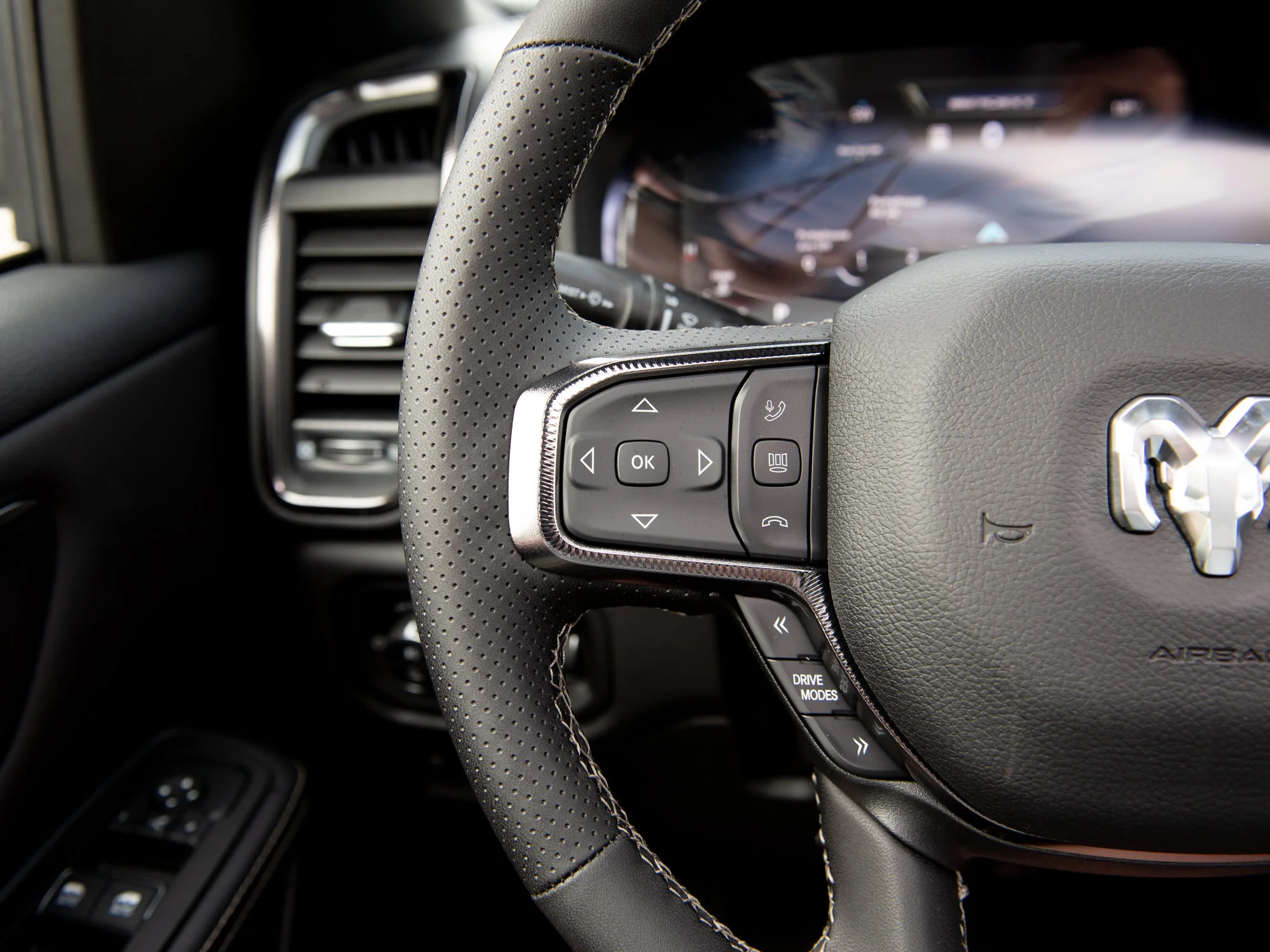 New 2026 Black RAM Sport* image 15