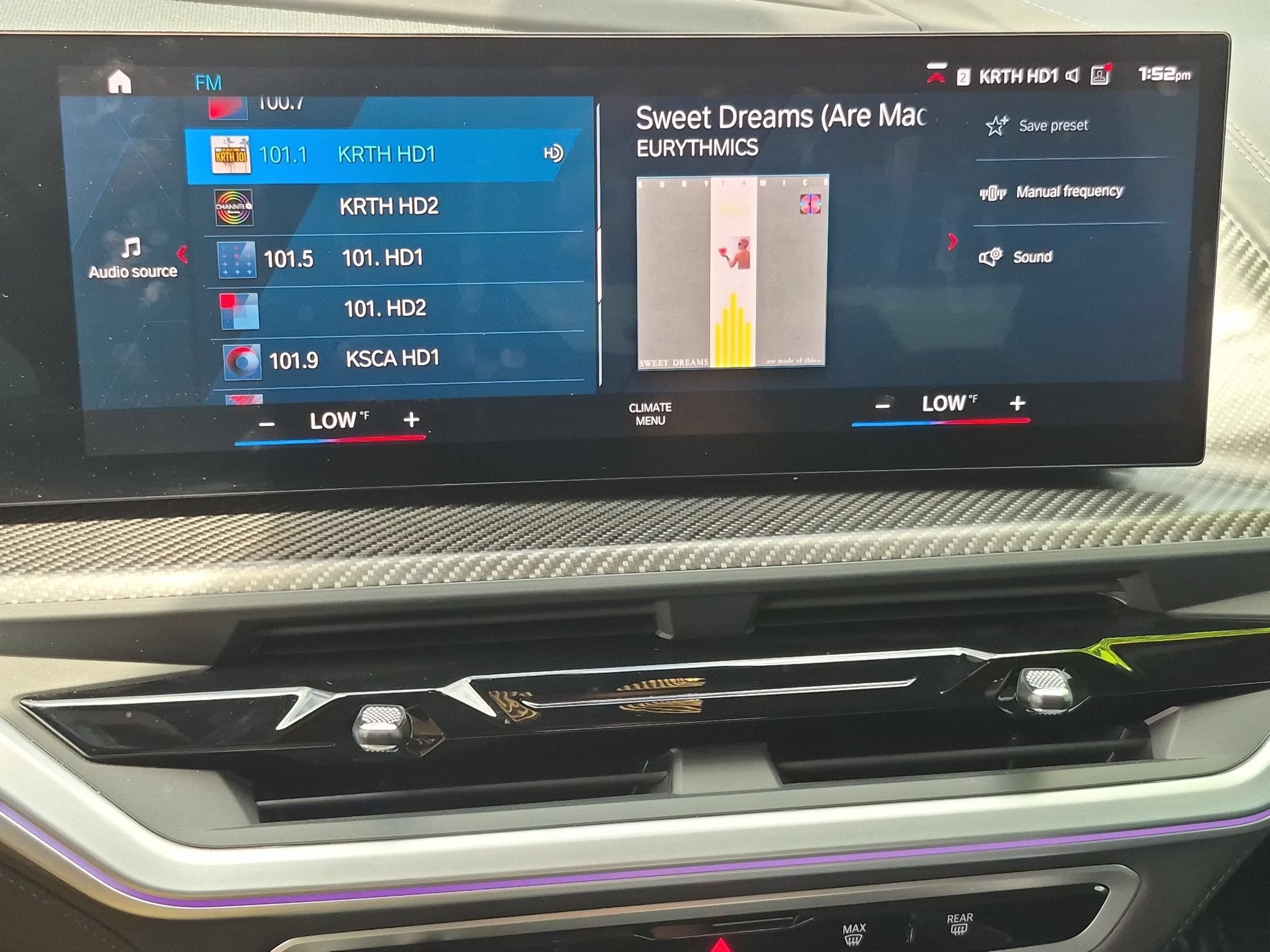 Used 2023 Black Sapphire Metallic BMW Electric/Hybrid image 18