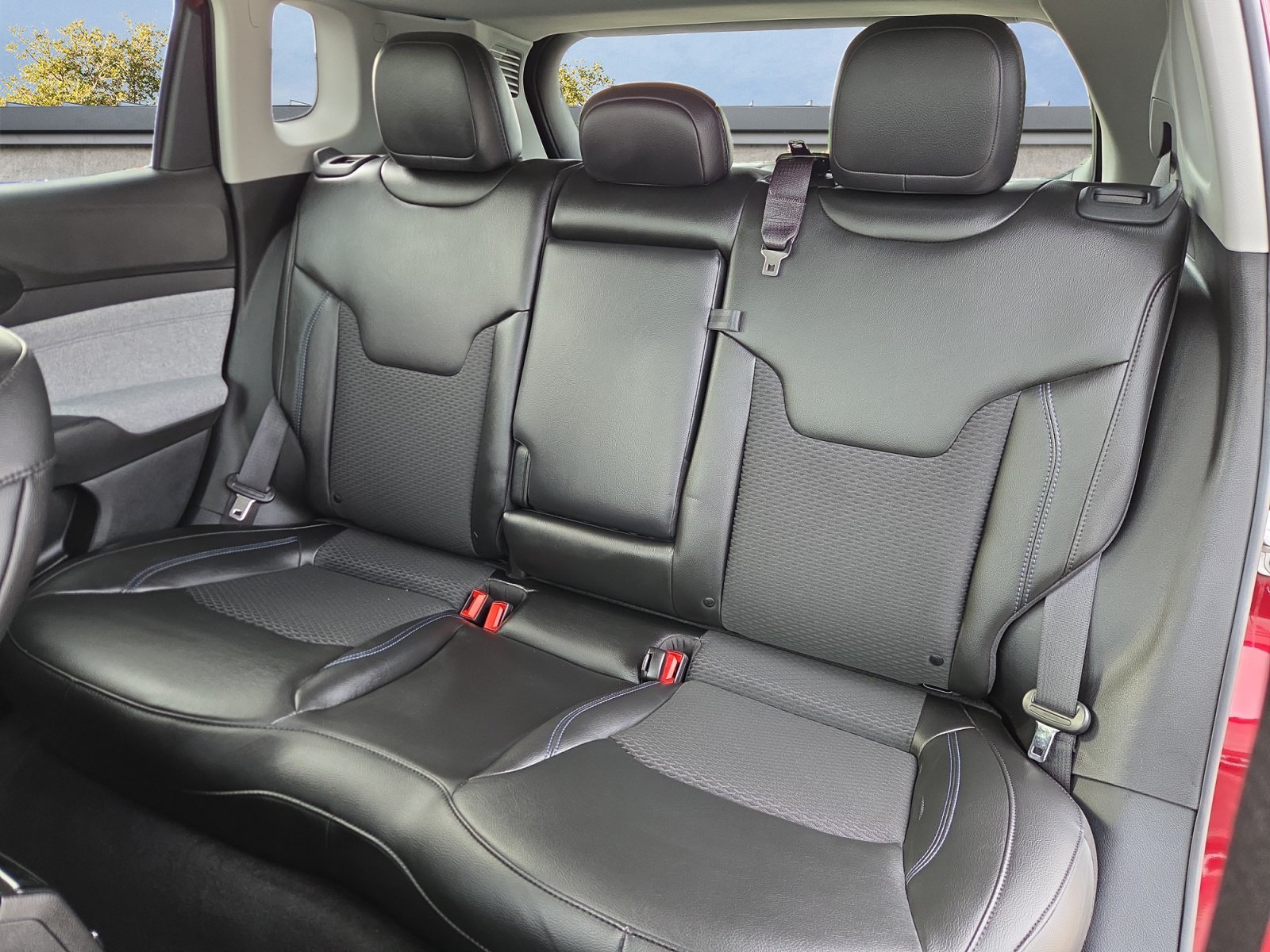 2022 Jeep Compass Latitude - Photo 13