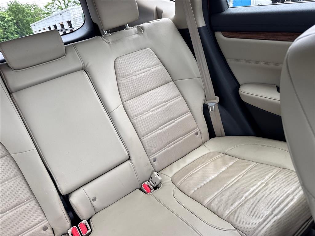 Certified Used 2018 Molten Lava Pearl Honda EX-L image 18