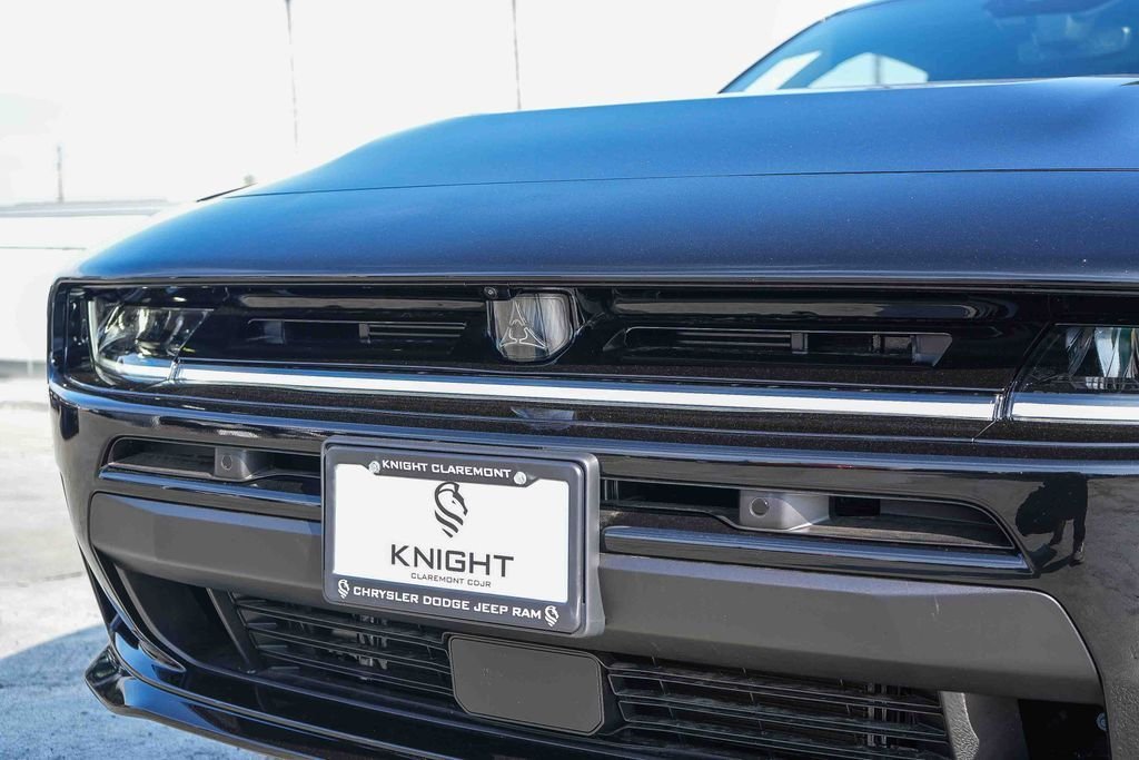 New 2026 Diamond Black Crystal Pearlcoat Dodge Scat Pack Plus image 6