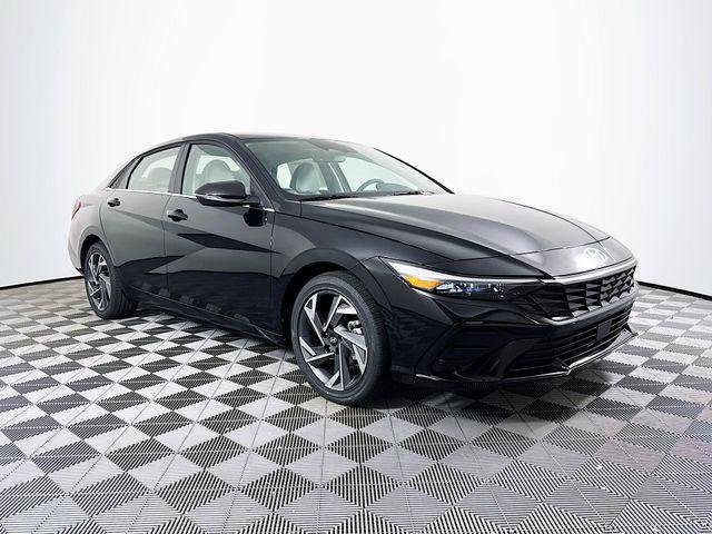 New 2026 Black Hyundai Limited image 10