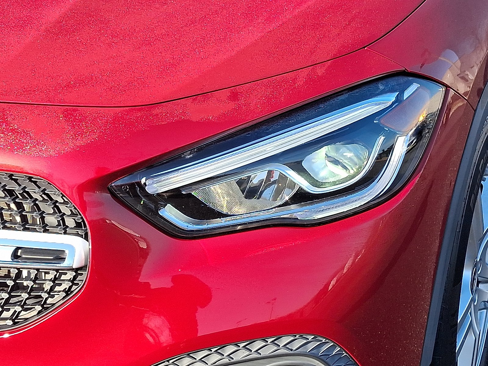 Certified Used 2021 Patagonia Red Metallic - 993 Mercedes-Benz 4MATIC® image 9
