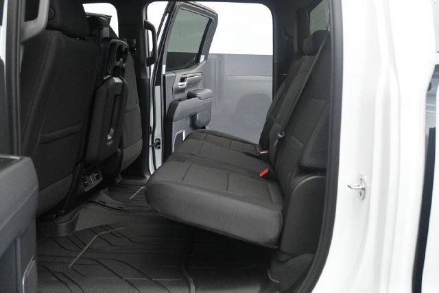 2026 Chevrolet Silverado 1500 LT - Photo 6
