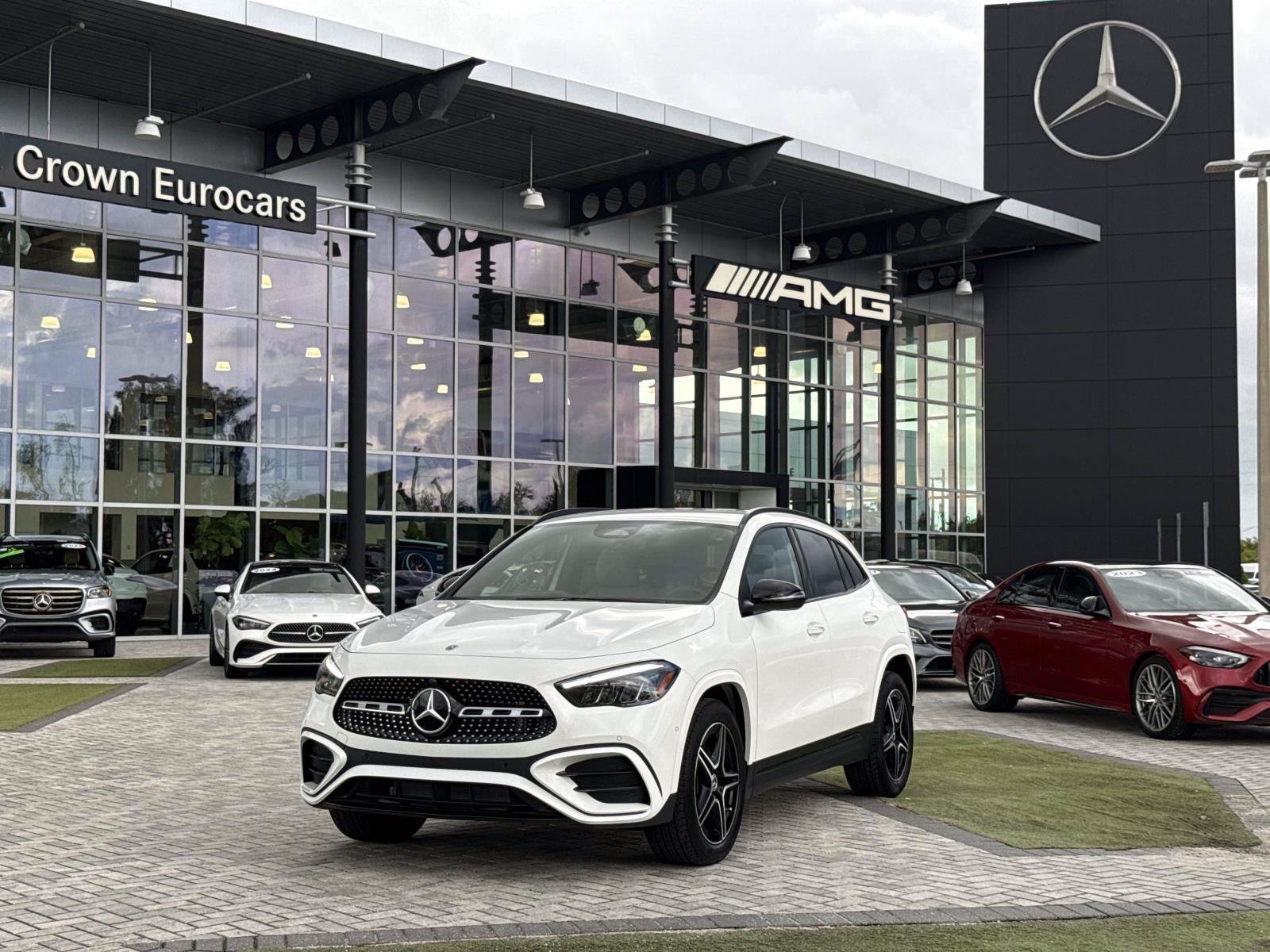 New 2026 Polar White Mercedes-Benz 250 4MATIC® SUV image 1