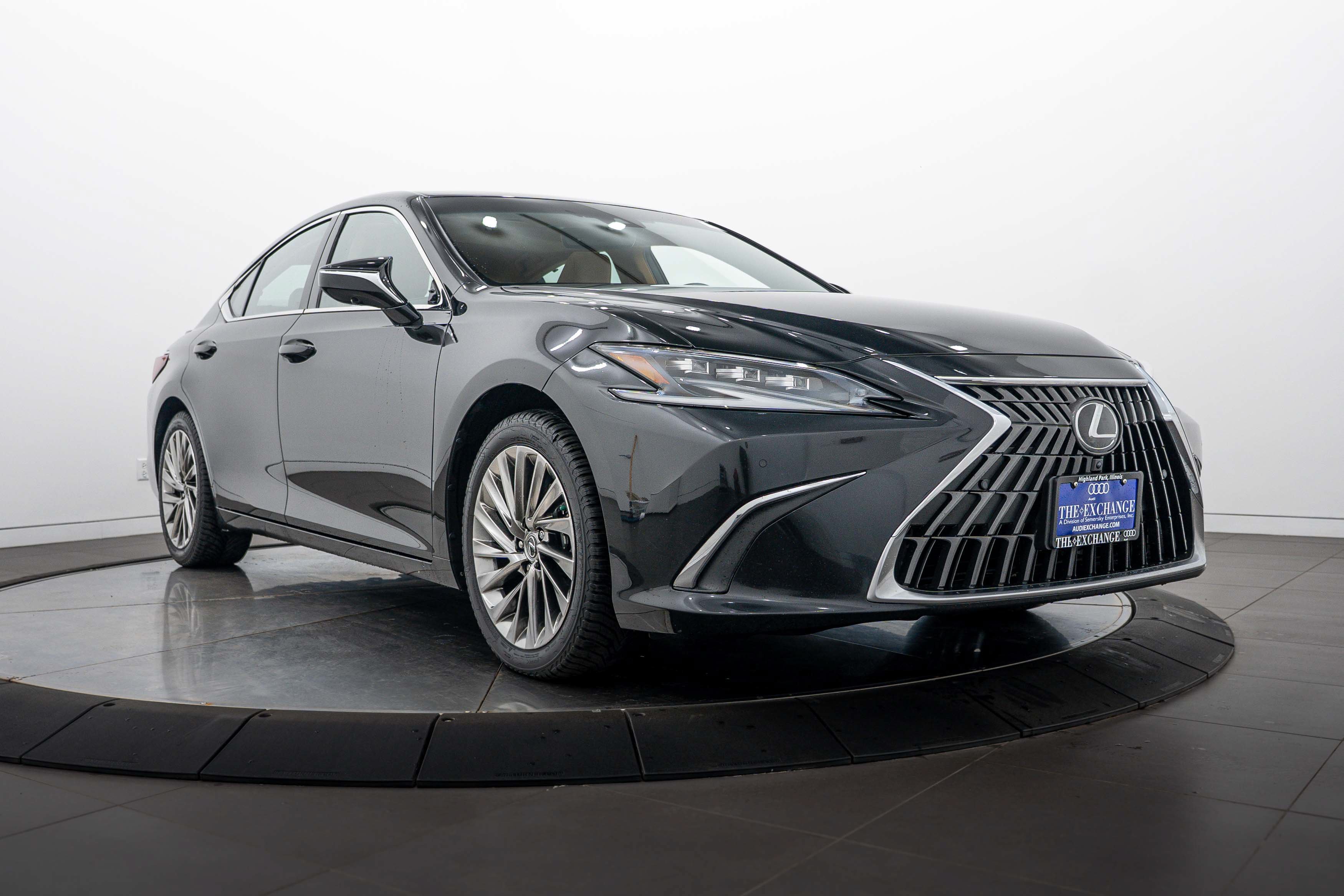 2023 Lexus ES Hybrid