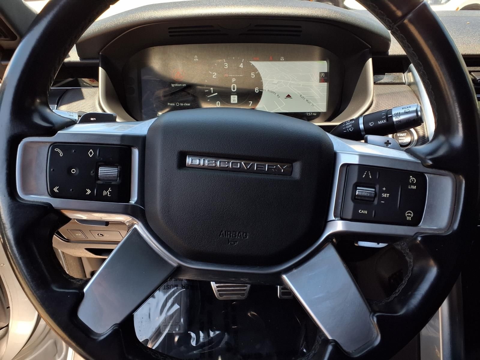 Used 2022  Land Rover S R-Dynamic image 12