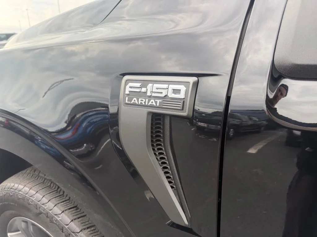 Used 2023 Black Ford Lariat image 17