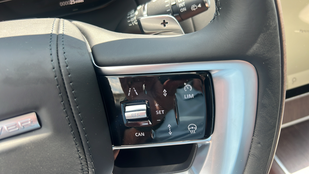 New 2026 Gold Land Rover SE image 33