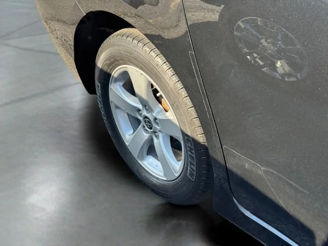 Used 2020 Black Toyota L image 13