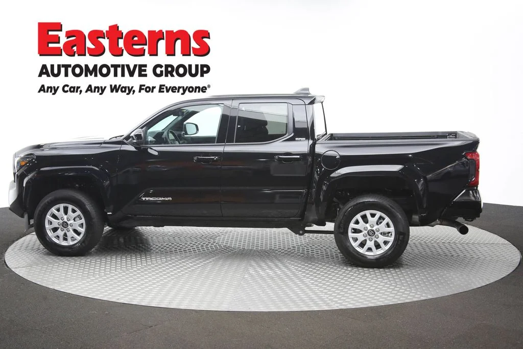 Used 2026 Black Toyota SR5 image 59
