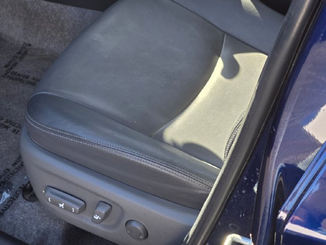 Used 2015 Blue Toyota Four image 19