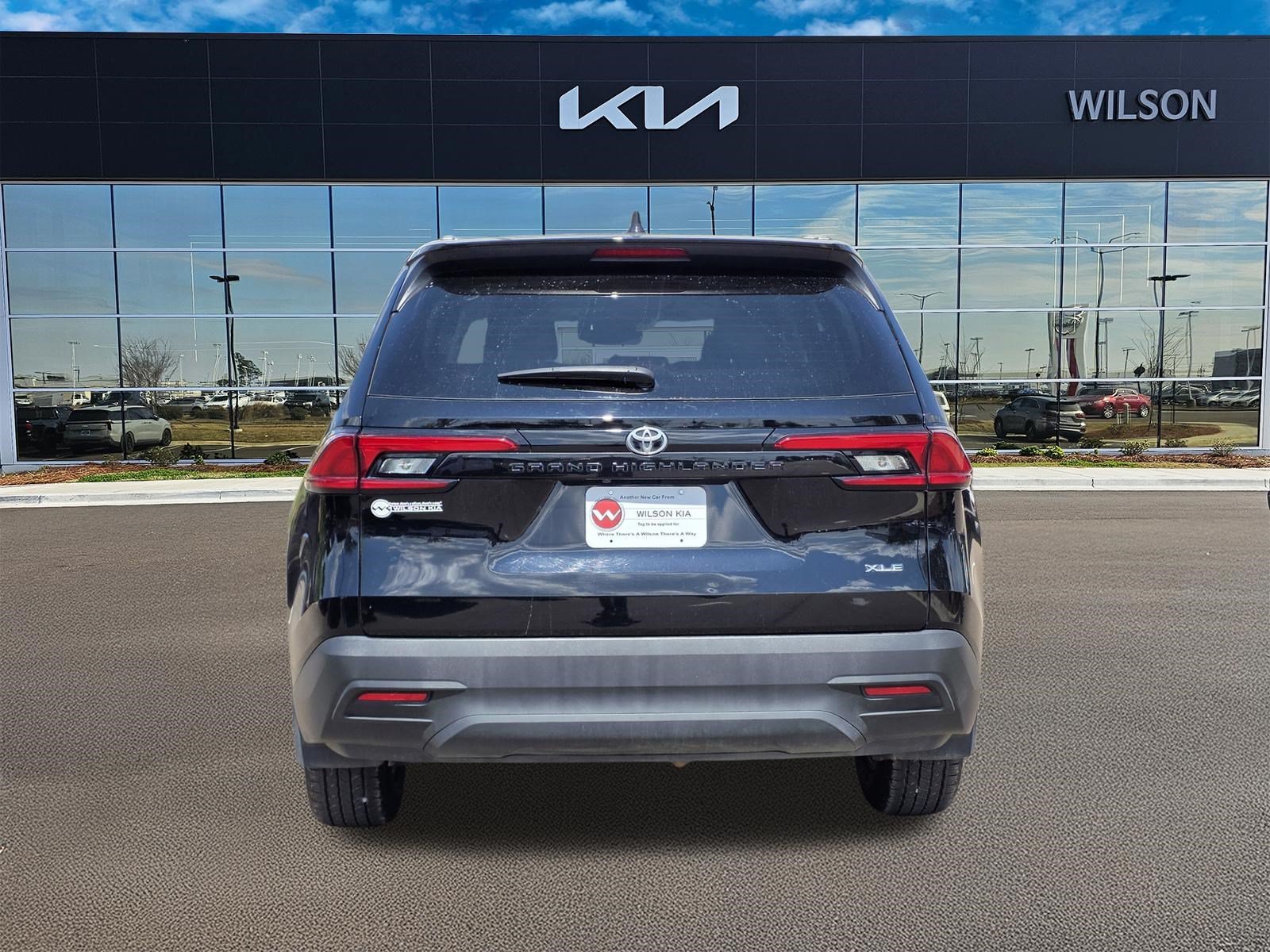 Used 2024 Midnight Black Metallic Toyota XLE image 5