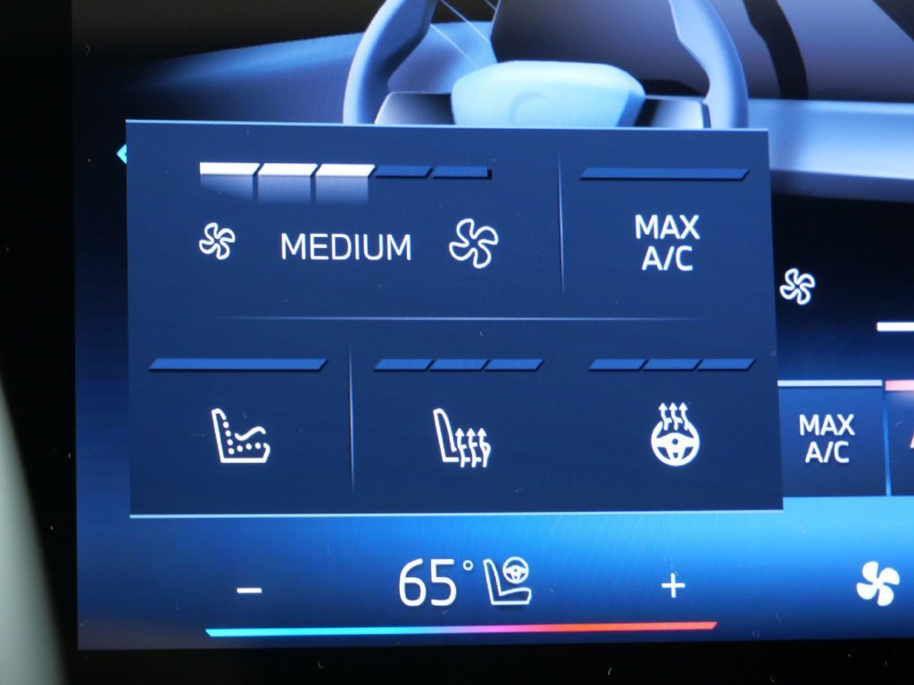 New 2027 Dune Grey Metallic BMW xDrive28i image 43