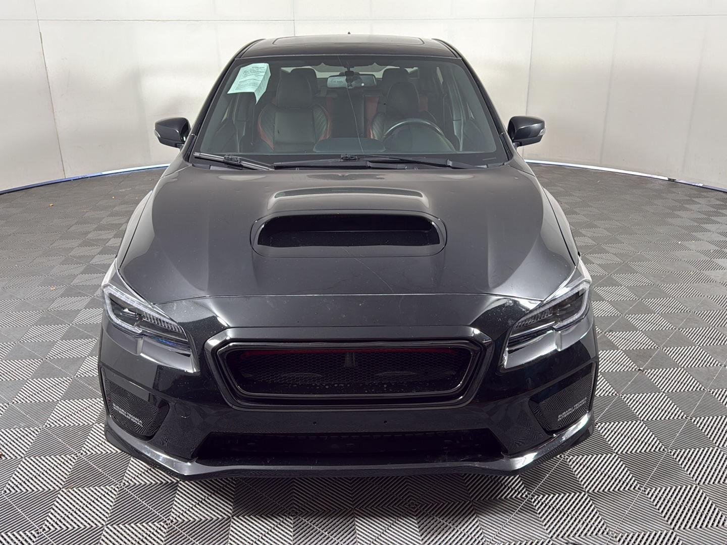 Used 2015 Crystal Black Silica Subaru Limited image 3