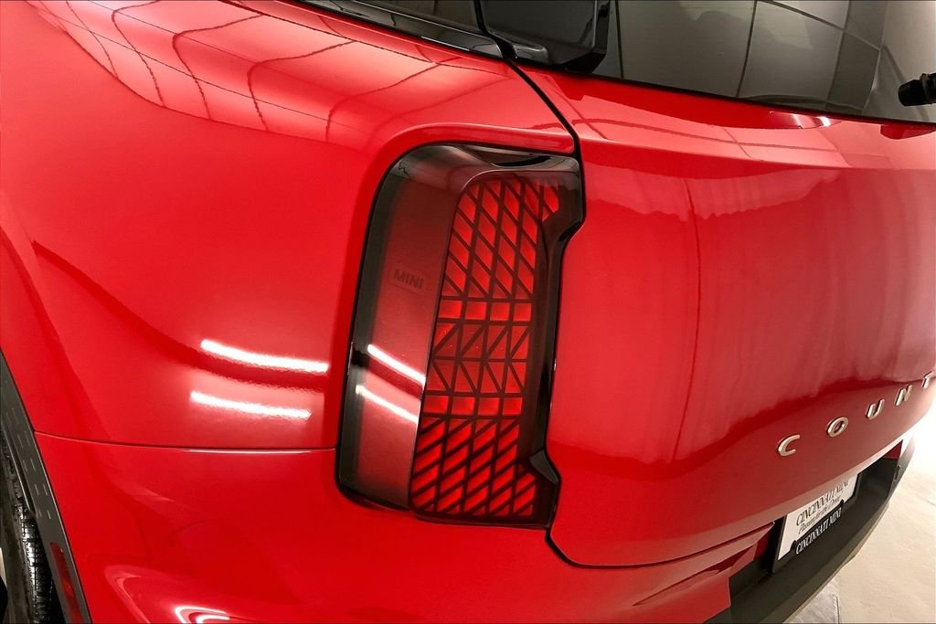 Used 2025 Chili Red II MINI  image 28