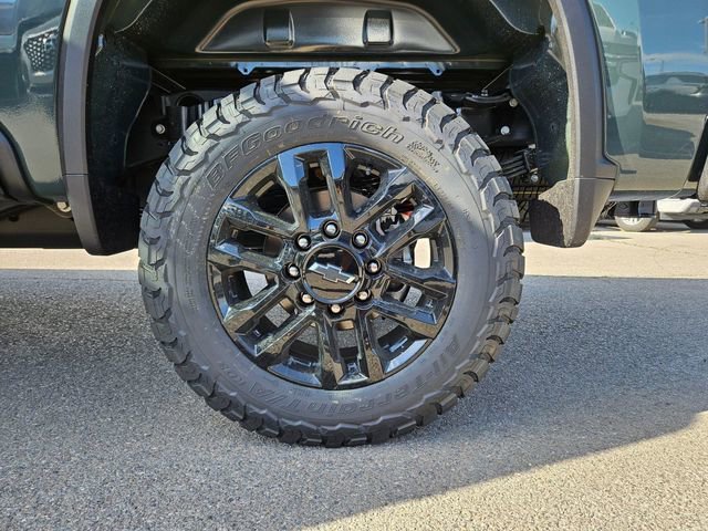 New 2026 Cypress Gray Chevrolet LT image 15