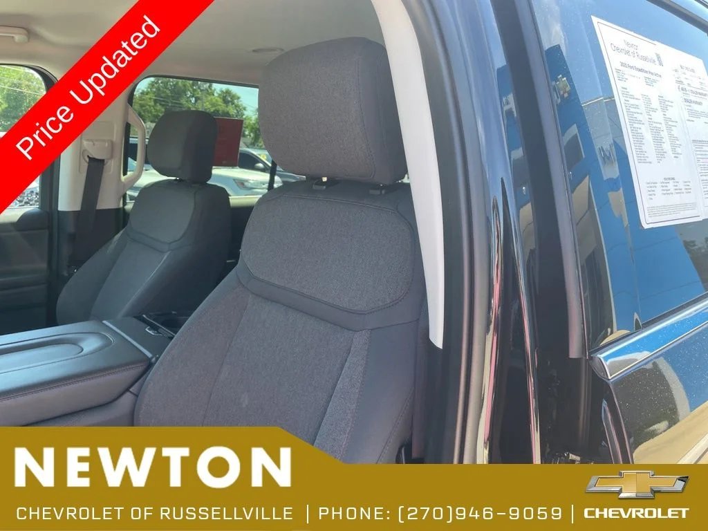 Used 2025 Black Ford Active image 5