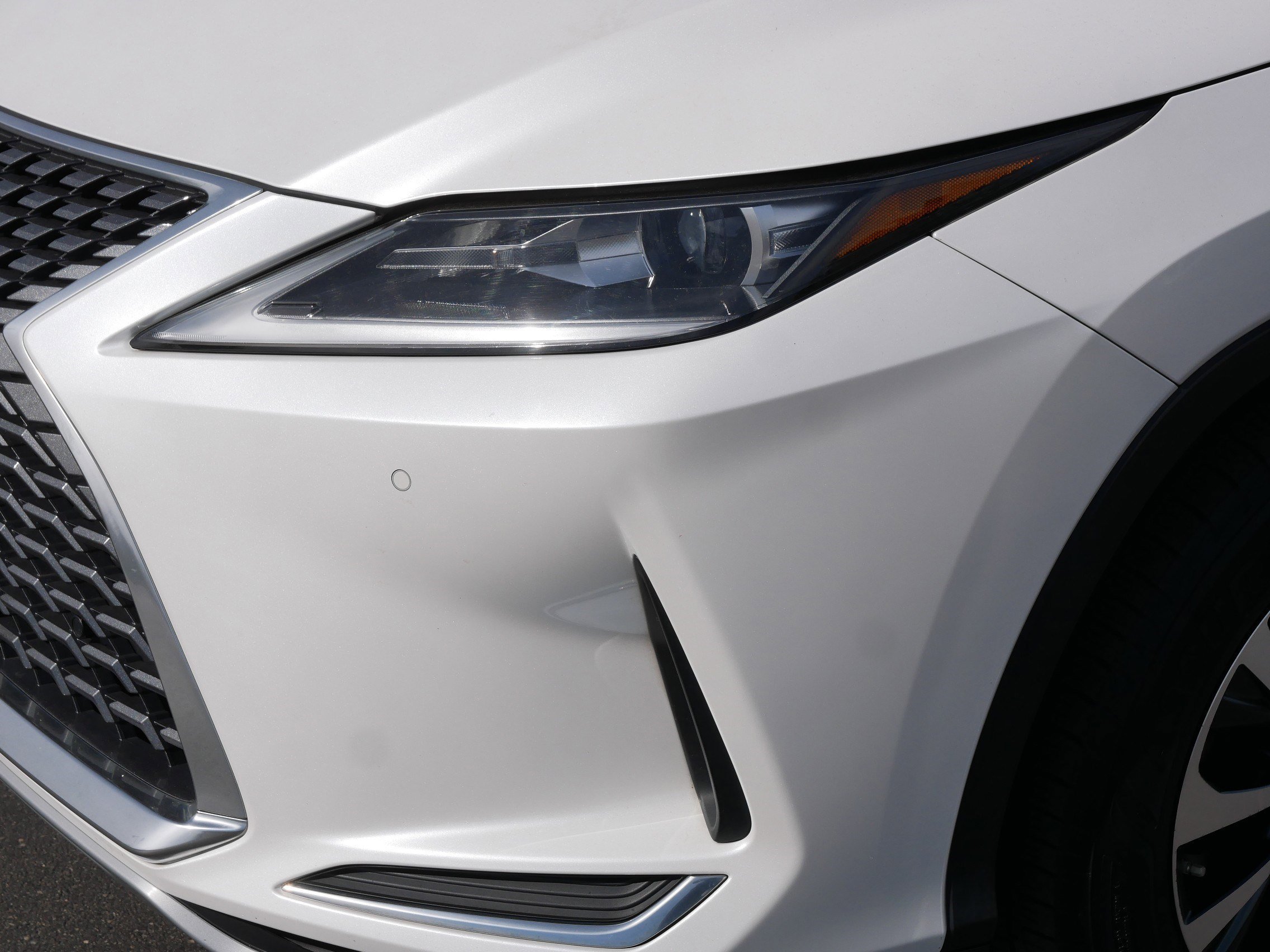 Used 2021 Eminent White Pearl Lexus RX 450h image 16