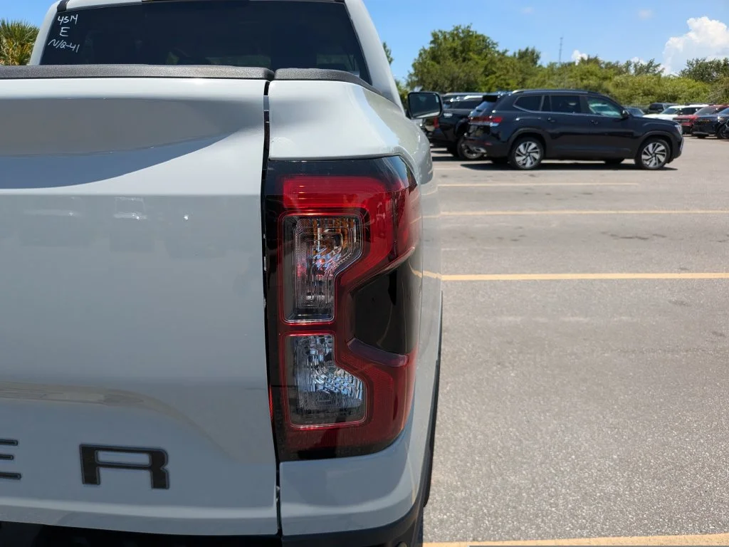 New 2026 Avalanche Ford XLT image 10