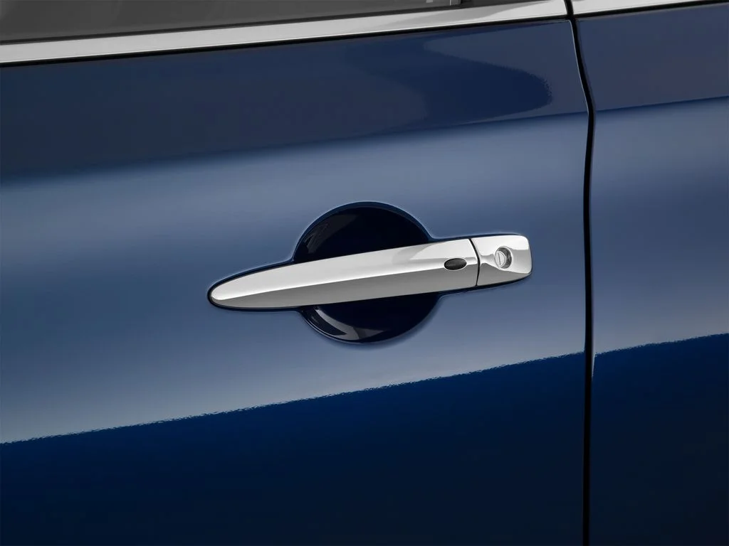 Used 2019 Blue Nissan SV image 52