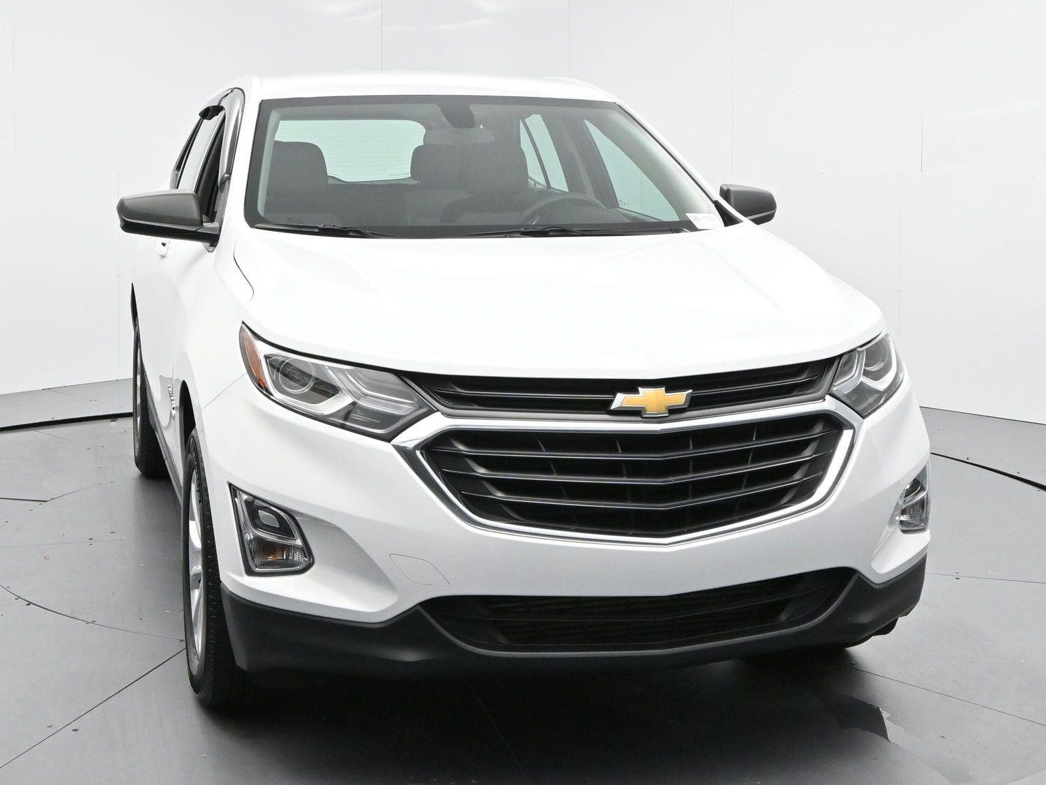 Used 2019 SUMMIT WHITE Chevrolet LS image 2