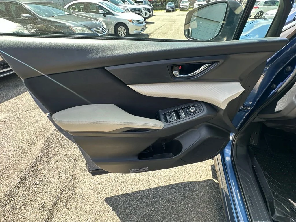 Used 2022 Blue Subaru Premium image 10