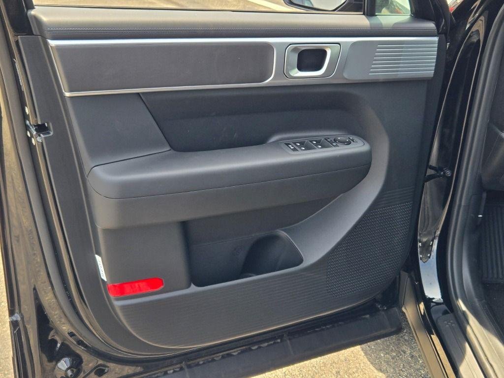 New 2026 Phantom Black Hyundai SE AWD image 20