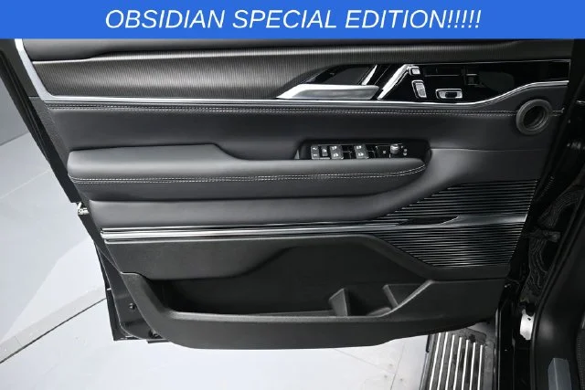 New 2026 High Gloss Black Jeep Summit Obsidian image 15